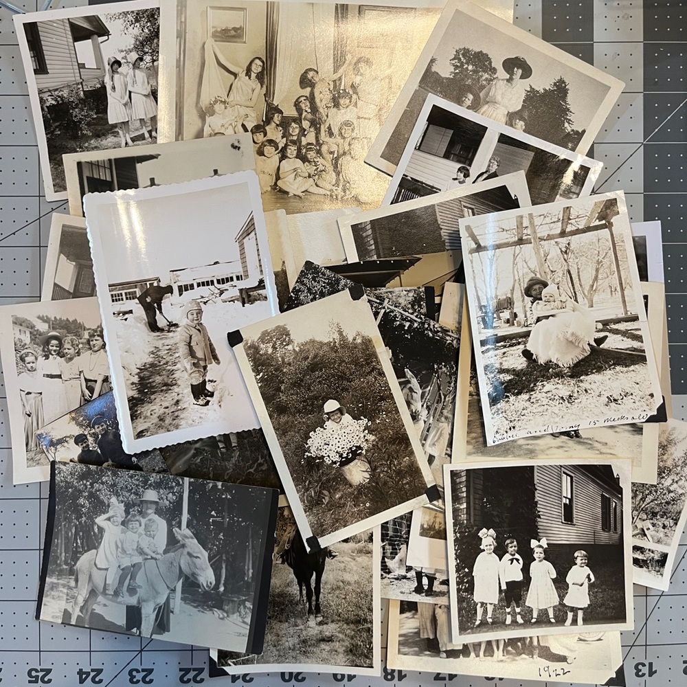 30 Antique Vintage Photographs of Children Kids B&W Old Photos Craft, Assemblage